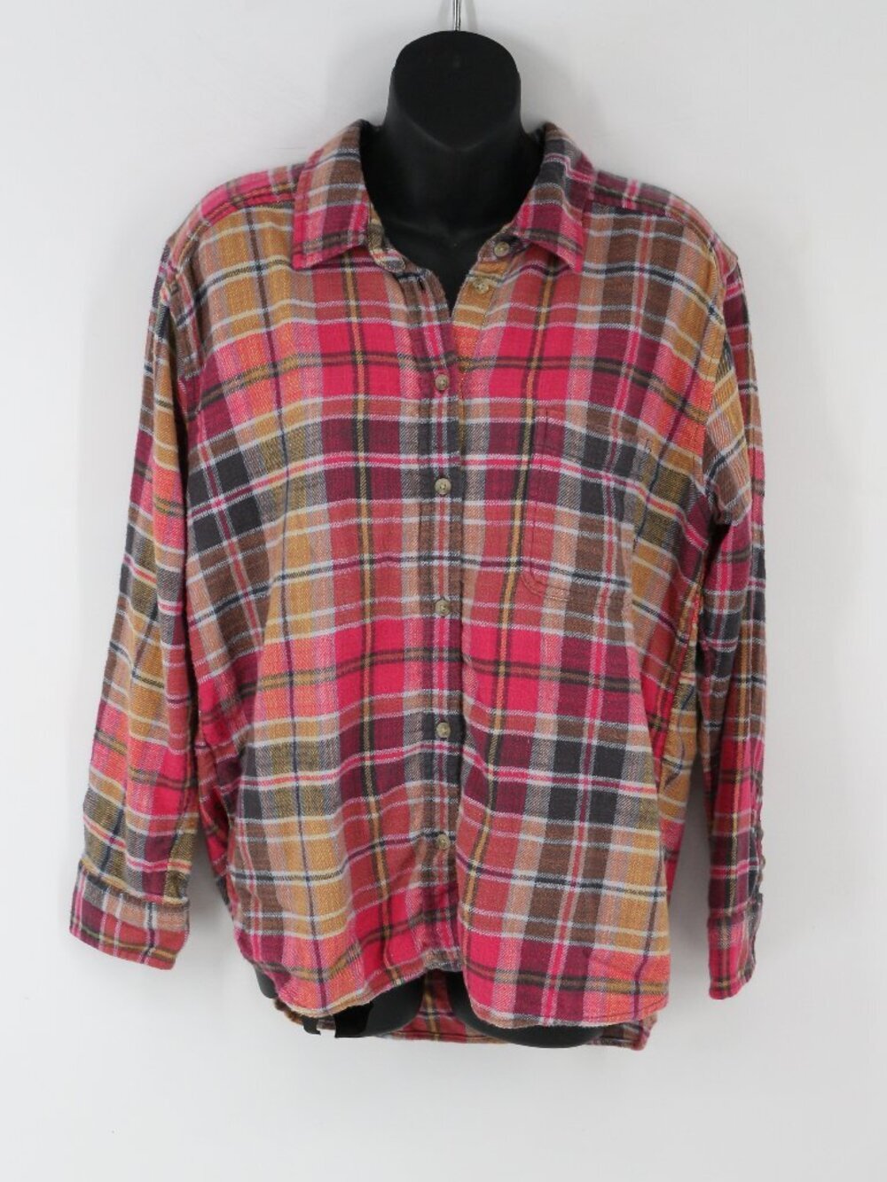 American Eagle Flannel Shirt Women Small Red Amazingly Soft Boyfriend Fit